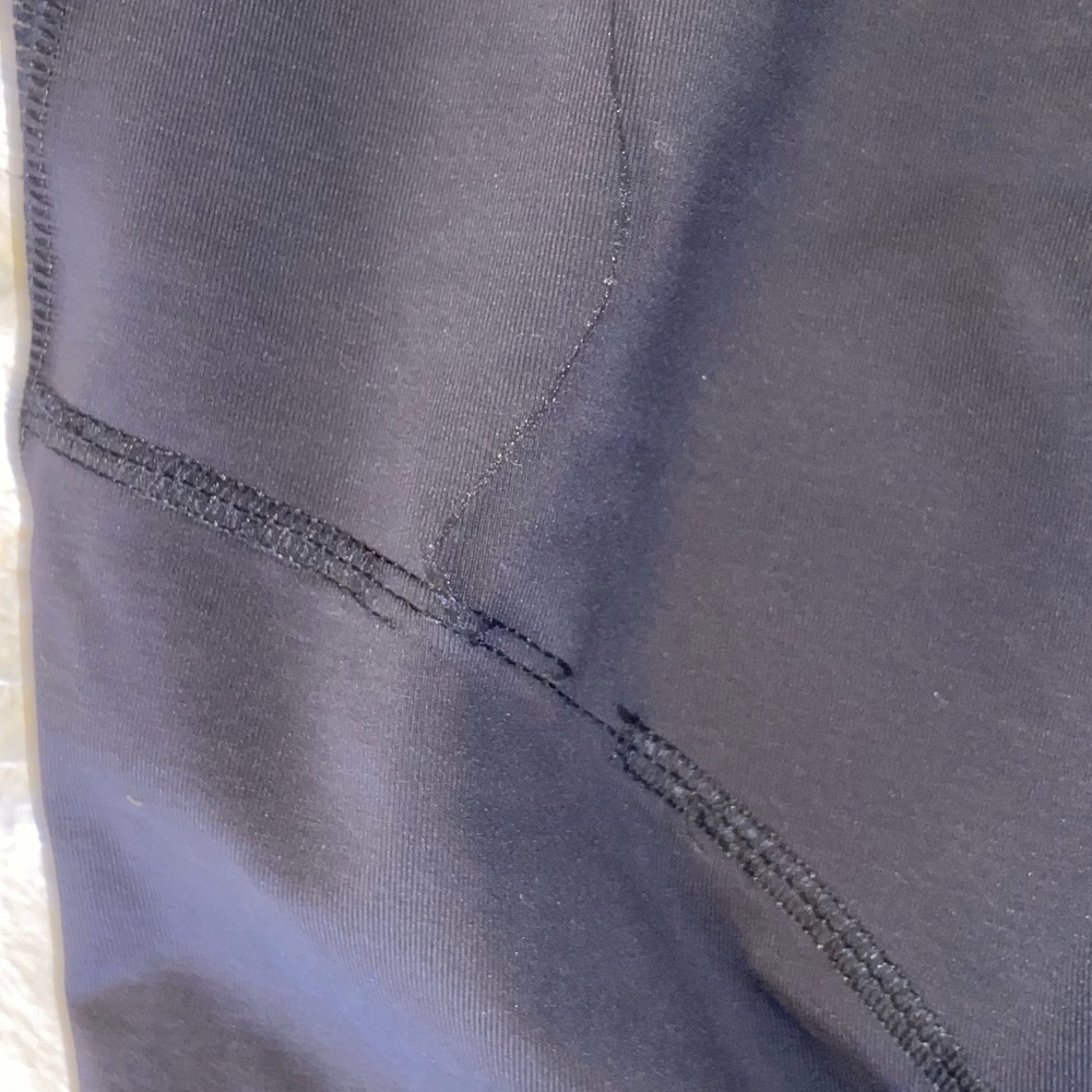 Lululemon Low Rise Cropped Legging Mesh Side Panel - Picture 5 of 5